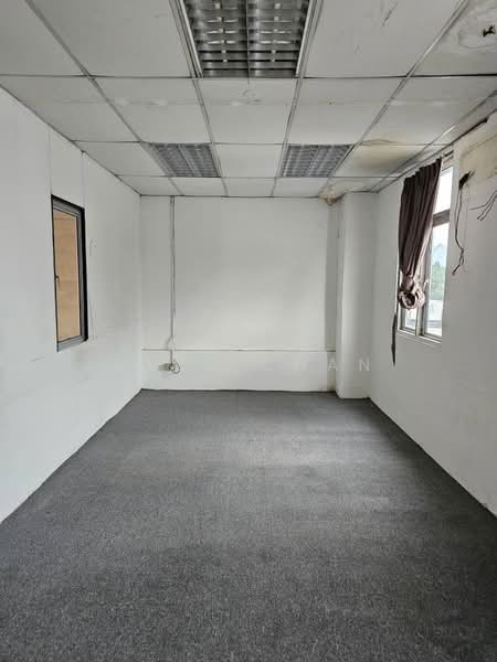 Kilang untuk Dijual di Kawasan Perusahaan Nilai 3 (Nilai) - Jacy Chan - Interior - PropertyGuru.com.my