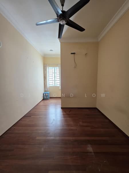 Rumah Teres 3.5 Tingkat untuk Dijual di Permai Jaya (Tanjung Bungah) - Desmond Low - PropertyGuru.com.my
