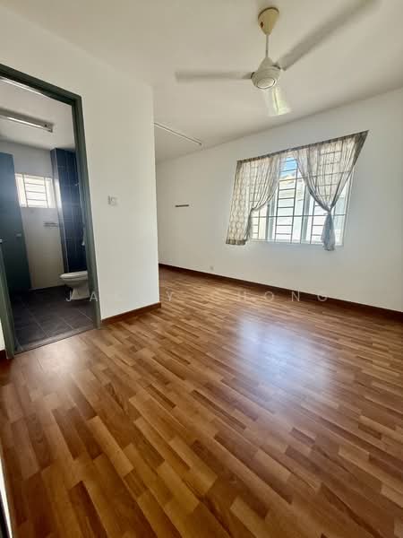 Rumah Teres 2-Tingkat untuk Dijual di Taman Tiara East (Semenyih) - JACKY CHONG - PropertyGuru.com.my