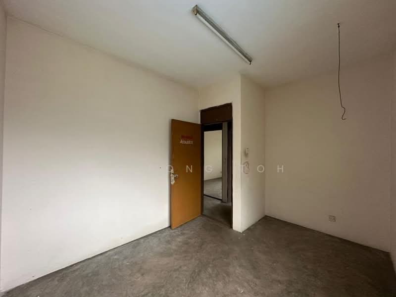 Rumah Flat untuk Dijual di Taman Megah Ria - Ee Fong Toh - Interior - PropertyGuru.com.my
