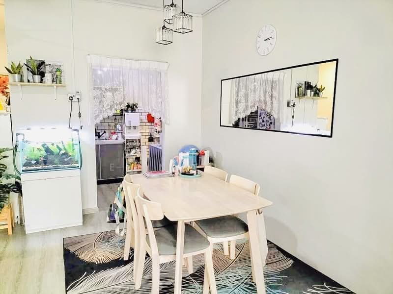 Pangsapuri untuk Disewa di Rimau Perdana - Erin Yusof - Dining Room - PropertyGuru.com.my