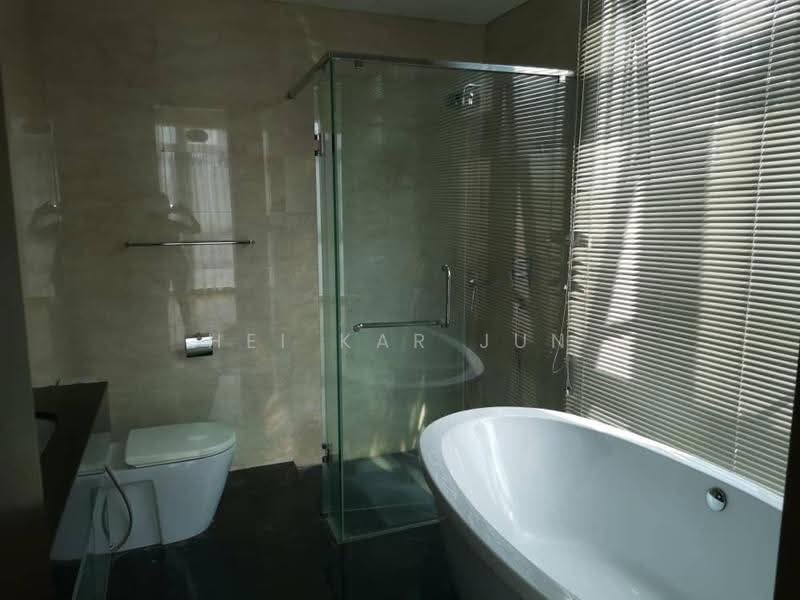 Bungalow House for Sale in Ukay Bistari (Ulu Kelang) - Hei Kar Jun - Bathroom - PropertyGuru.com.my