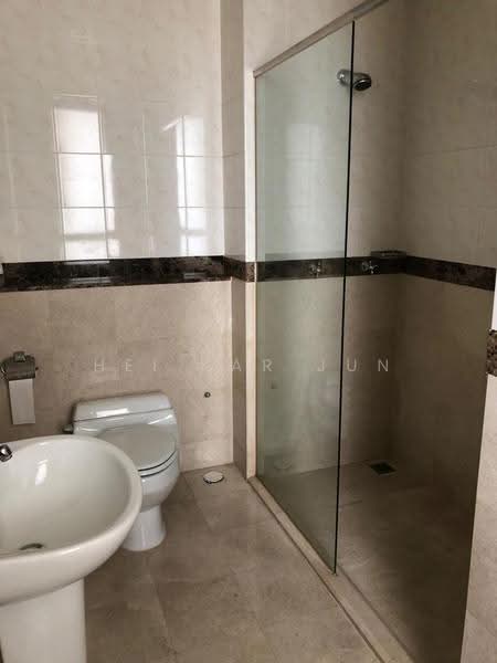 Bungalow House for Sale in Ukay Bistari (Ulu Kelang) - Hei Kar Jun - Bathroom - PropertyGuru.com.my