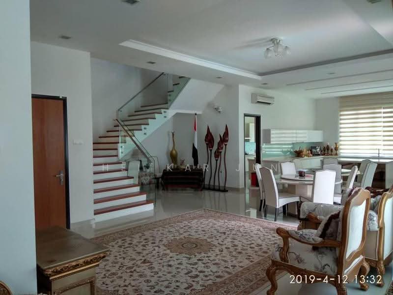 Bungalow House for Sale in Ukay Bistari (Ulu Kelang) - Hei Kar Jun - Living Room - PropertyGuru.com.my