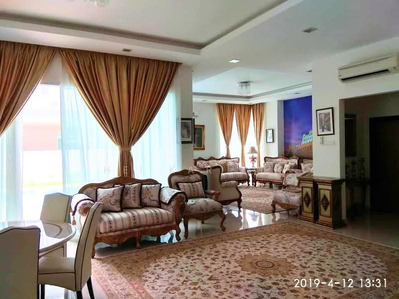 Rumah Banglo untuk Dijual di Ukay Bistari (Ulu Kelang) - Hei Kar Jun - Living Room - PropertyGuru.com.my
