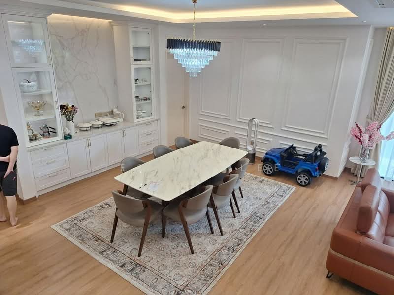 Semi-Detached House for Sale in Eco Majestic (Semenyih) - Jesslyn Lee - Dining Room - PropertyGuru.com.my