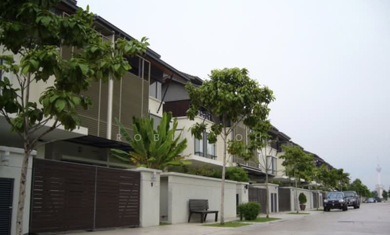 Rumah Berkembar untuk Dijual di Idamansara (Damansara Heights) - Robin Loh - PropertyGuru.com.my