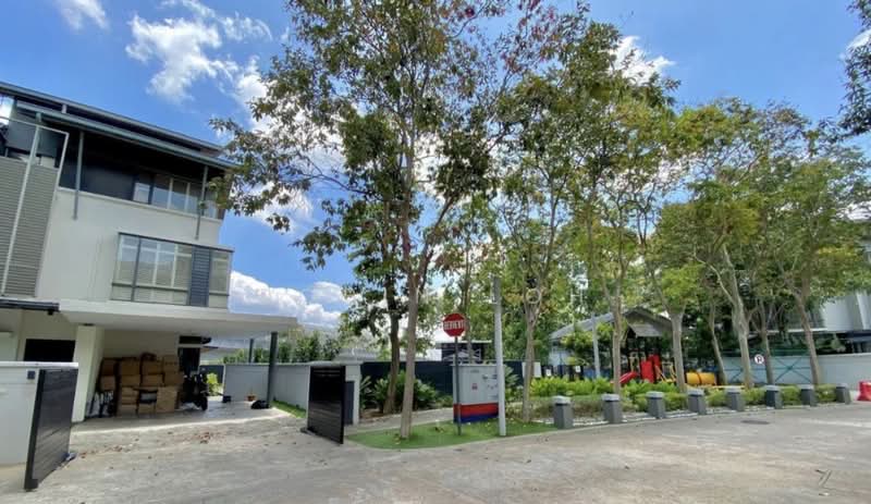 Rumah Berkembar untuk Dijual di Idamansara (Damansara Heights) - Robin Loh - PropertyGuru.com.my