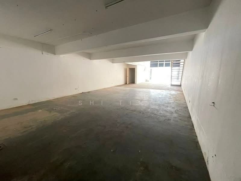 Kedai untuk Dijual di Bandar Baru Permas Jaya (Permas Jaya) - Shi Ting - PropertyGuru.com.my