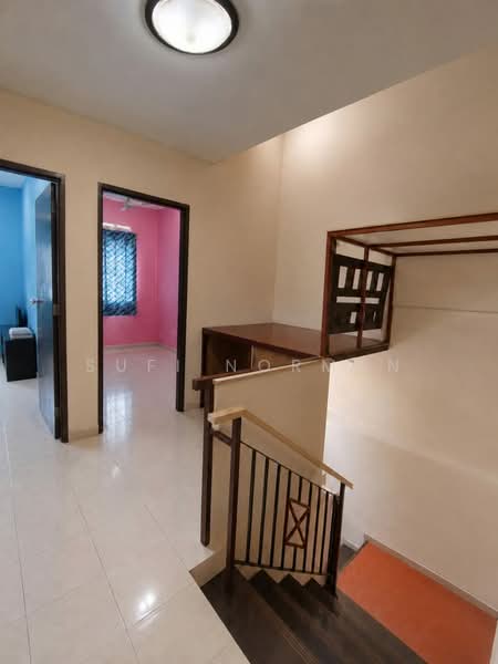Rumah Teres 2 Tingkat untuk Dijual di Taman Scientex Pasir Gudang (Pasir Gudang) - Sufi Norman - Corridor - PropertyGuru.com.my