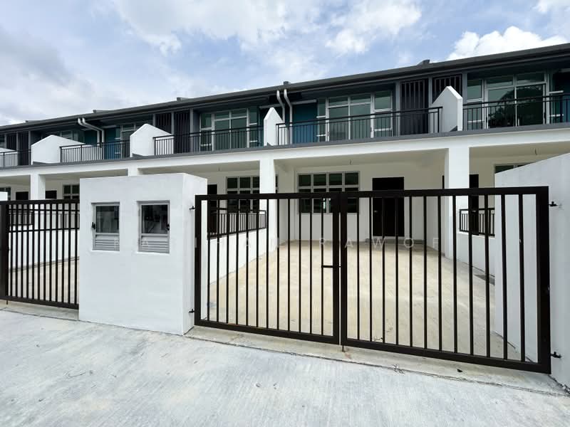 Rumah Teres 2 Tingkat untuk Dijual di Taman Pulai Jaya (Kulai) - Nabihan Rawof - Exterior - PropertyGuru.com.my