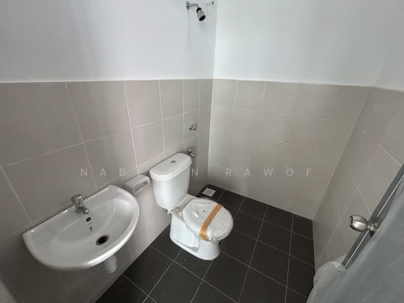 Rumah Teres 2 Tingkat untuk Dijual di Taman Pulai Jaya (Kulai) - Nabihan Rawof - Bathroom - PropertyGuru.com.my