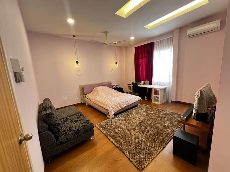 Rumah Banglo untuk Dijual di Seksyen U10 (Shah Alam) - Mandy Liew - Bedroom - PropertyGuru.com.my