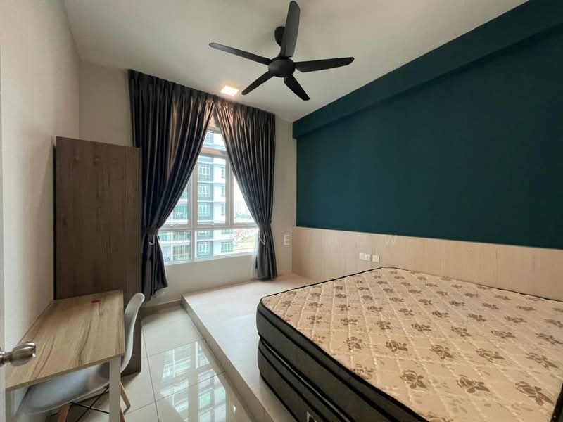 Servis Apartment untuk Dijual di Parkland Residence - Joanne How - Bedroom - PropertyGuru.com.my
