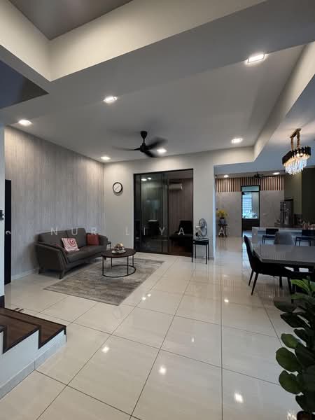 Rumah Berkembar untuk Dijual di Bukit Jelutong (Shah Alam) - Nur Liyana . - PropertyGuru.com.my