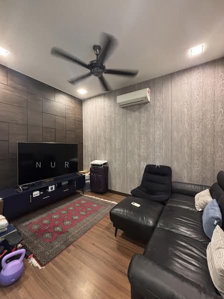 Rumah Berkembar untuk Dijual di Bukit Jelutong (Shah Alam) - Nur Liyana . - PropertyGuru.com.my