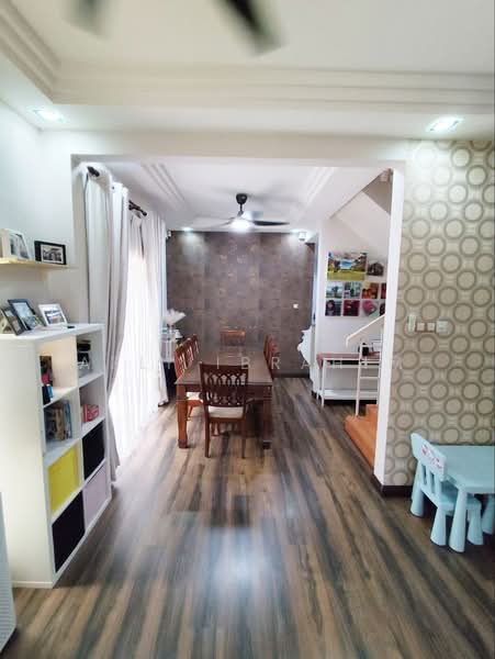 Rumah Teres 2-Tingkat untuk Dijual di Taman Riana Ukay (Ulu Kelang) - Azli Ibrahim - Dining Room - PropertyGuru.com.my