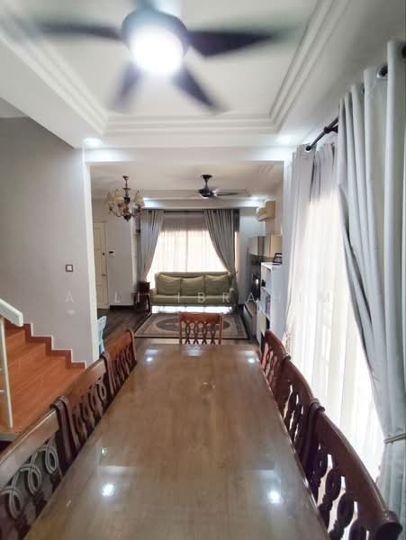 Rumah Teres 2-Tingkat untuk Dijual di Taman Riana Ukay (Ulu Kelang) - Azli Ibrahim - Dining Room - PropertyGuru.com.my