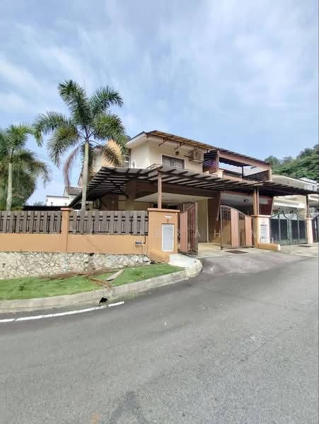 Rumah Teres 2-Tingkat untuk Dijual di Taman Riana Ukay (Ulu Kelang) - Azli Ibrahim - Exterior - PropertyGuru.com.my