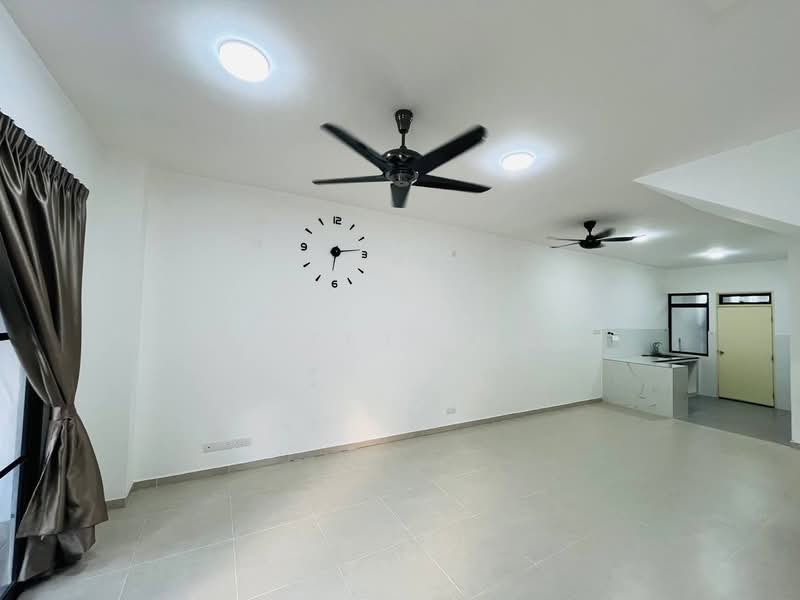 2-storey Terraced House for Rent in Pengerang (Johor) - Hubert Pang - Living Room - PropertyGuru.com.my