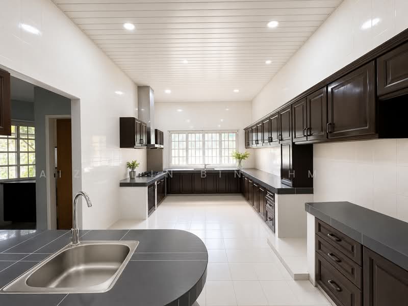 Bungalow House untuk Dijual di Taman Ampang Indah (Kuala Kubu Bharu) - Aizuddin bin Ahmad - Kitchen - PropertyGuru.com.my