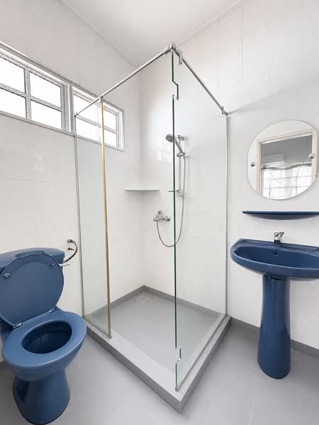 Bungalow House untuk Dijual di Taman Ampang Indah (Kuala Kubu Bharu) - Aizuddin bin Ahmad - Bathroom - PropertyGuru.com.my