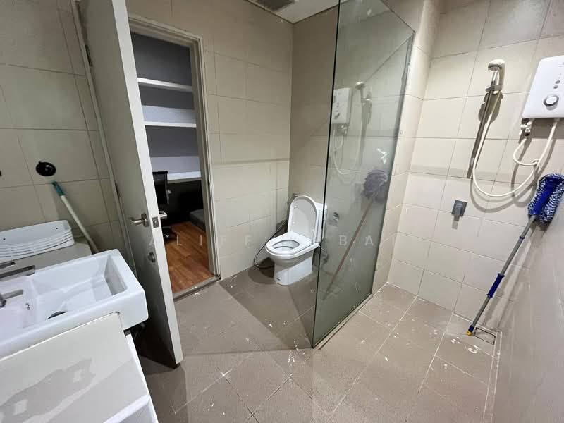 Servis Apartment untuk Dijual di Liberty Tower @ i-City - Aliff Iqbal - PropertyGuru.com.my
