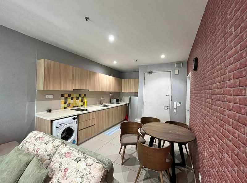 Servis Apartment untuk Dijual di Liberty Tower @ i-City - Aliff Iqbal - PropertyGuru.com.my