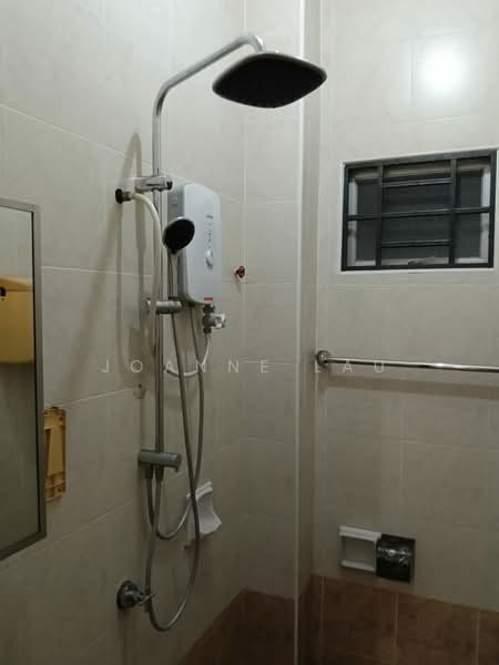 1-storey Terraced House for Rent in Taman Setia Indah (Tebrau) - Joanne Lau - Bathroom - PropertyGuru.com.my