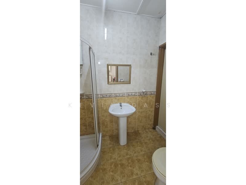 2-storey Terraced House for Sale in Bangsar (Kuala Lumpur) - Kevin Dass - Bathroom - PropertyGuru.com.my