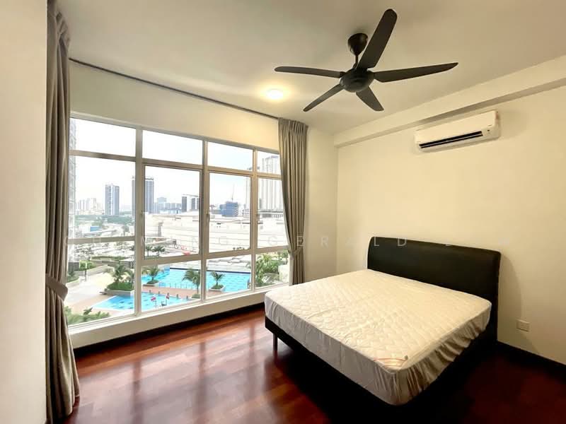 Kondominium untuk Disewa di Paraiso Residence @ The Earth - Poh Ming Gerald Low - Bedroom - PropertyGuru.com.my