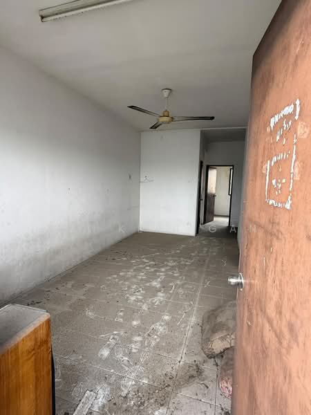 Rumah Flat untuk Dijual di Taman Nilai Perdana - Wei Keat Gan - Interior - PropertyGuru.com.my