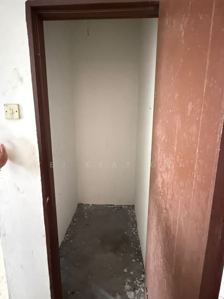 Rumah Flat untuk Dijual di Taman Nilai Perdana - Wei Keat Gan - Interior - PropertyGuru.com.my