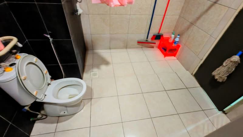 Service Residence for Rent at D'Pulze Cyberjaya - Roger Kee - Bathroom - PropertyGuru.com.my