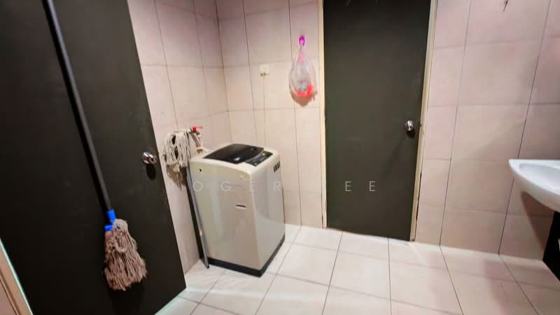 Service Residence for Rent at D'Pulze Cyberjaya - Roger Kee - Bathroom - PropertyGuru.com.my