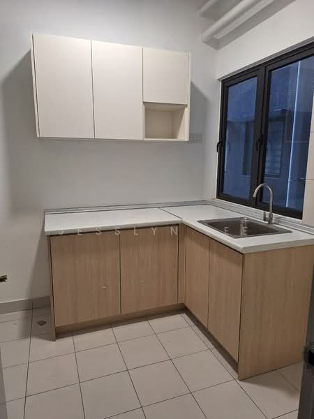 Service Residence for Rent at Residensi Bukit Tiara - Jesslyn Lee - Kitchen - PropertyGuru.com.my