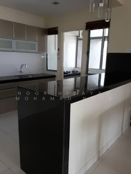 Kondominium untuk Dijual di 1 Petaling - Noor Hidayah Mohamad Noor - Kitchen - PropertyGuru.com.my