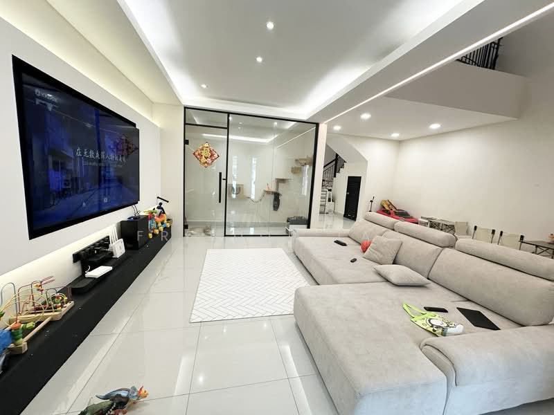 1.5-storey Terraced House for Sale in Skudai (Johor) - Freedom Lam - Living Room - PropertyGuru.com.my