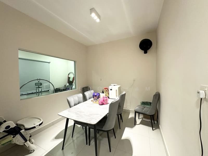 1.5-storey Terraced House for Sale in Skudai (Johor) - Freedom Lam - Dining Room - PropertyGuru.com.my