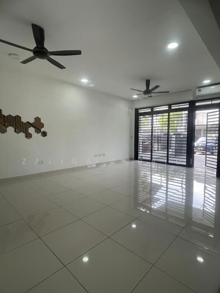 2-storey Terraced House for Sale in Elmina (Shah Alam) - Zalina Zubaidi - PropertyGuru.com.my