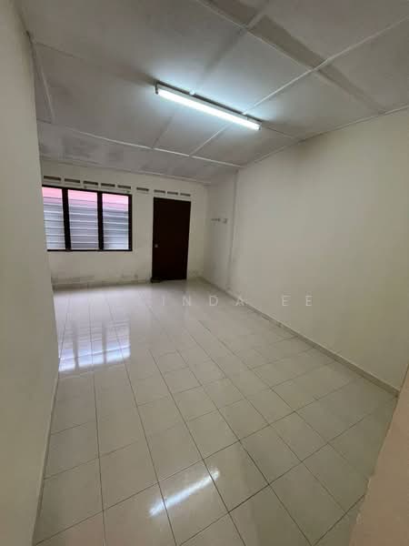 Rumah Teres 1 Tingkat untuk Dijual di Taman Dahlia (Tampoi) - Melinda Ee - Interior - PropertyGuru.com.my