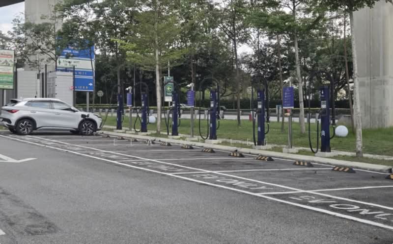 Rumah Teres 2.5 Tingkat untuk Dijual di 16 Sierra (Puchong) - Elaine Lee - PropertyGuru.com.my