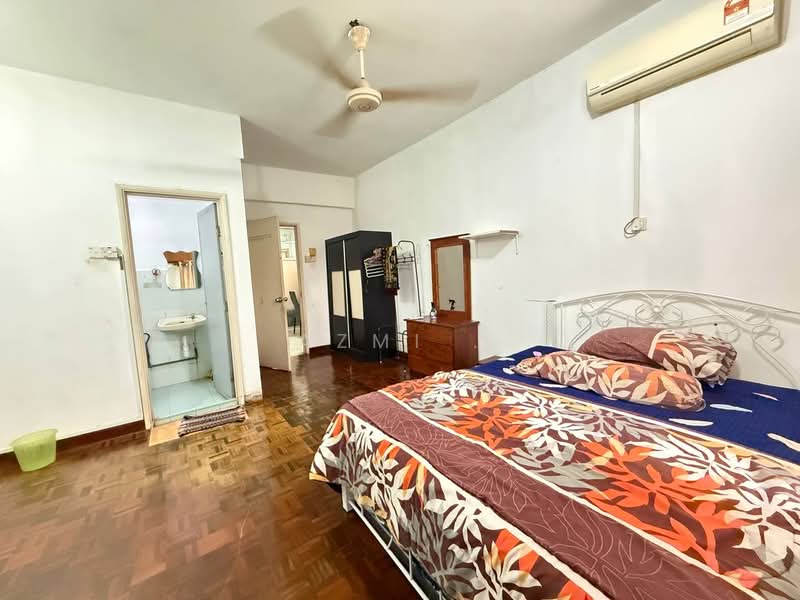 Pangsapuri untuk Dijual di Sri Jelatek - Azmi . - Bedroom - PropertyGuru.com.my