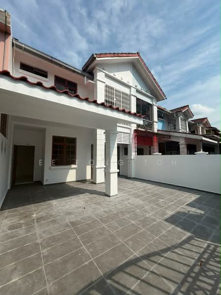 Rumah Teres 2 Tingkat untuk Dijual di Taman Damansara Aliff (Tampoi) - Ee Fong Toh - Exterior - PropertyGuru.com.my