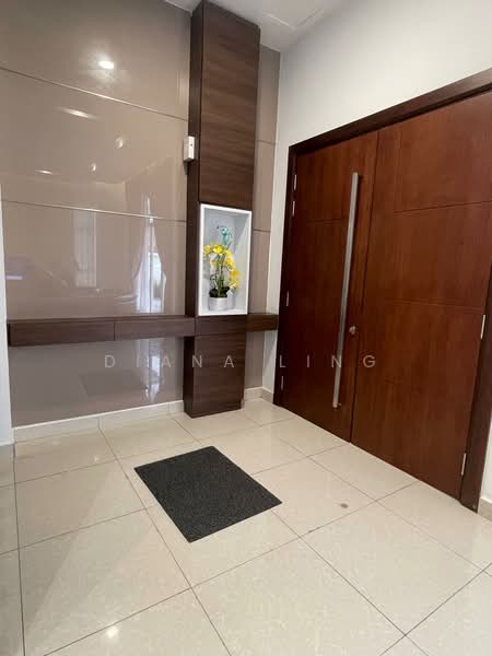 Semi-Detached House for Sale in Cameron Highlands (Pahang) - Diana Ling - Entrance - PropertyGuru.com.my