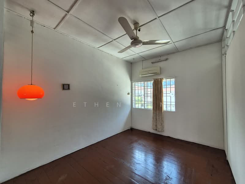 2-storey Terraced House for Sale in Reservoir Garden (Ayer Itam) - Ethen Tan - Interior - PropertyGuru.com.my