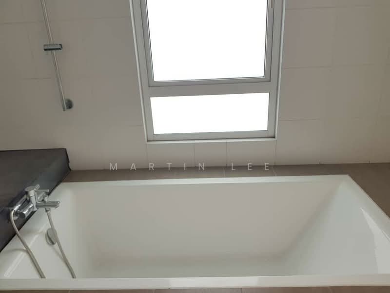 Kondominium untuk Dijual di Ceriaan Kiara - Martin Lee - Bathroom - PropertyGuru.com.my