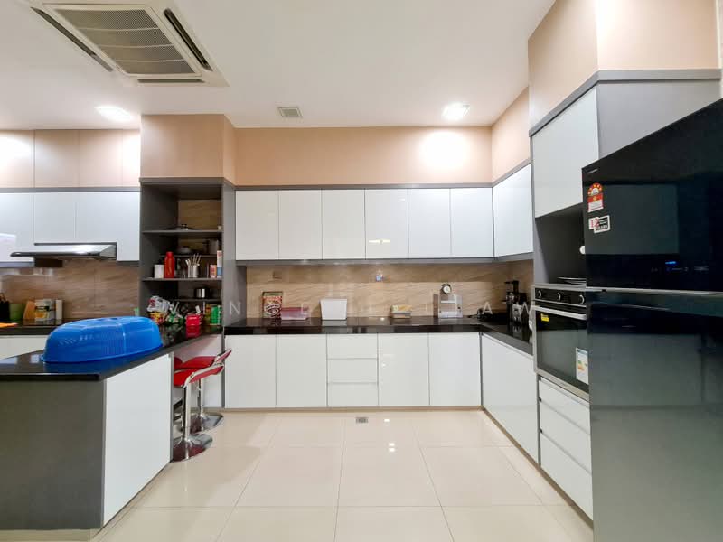 Rumah Banglo untuk Dijual di Seksyen 11 (Kota Damansara) - Vincent Liaw - Kitchen - PropertyGuru.com.my