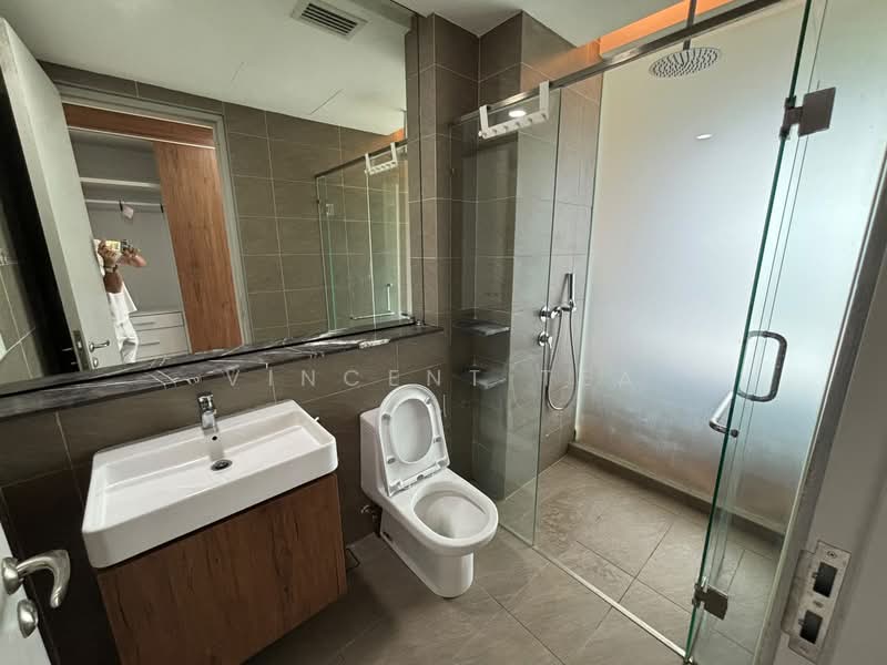 Condominium for Rent at Grand Medini - Vincent Tea - Bathroom - PropertyGuru.com.my