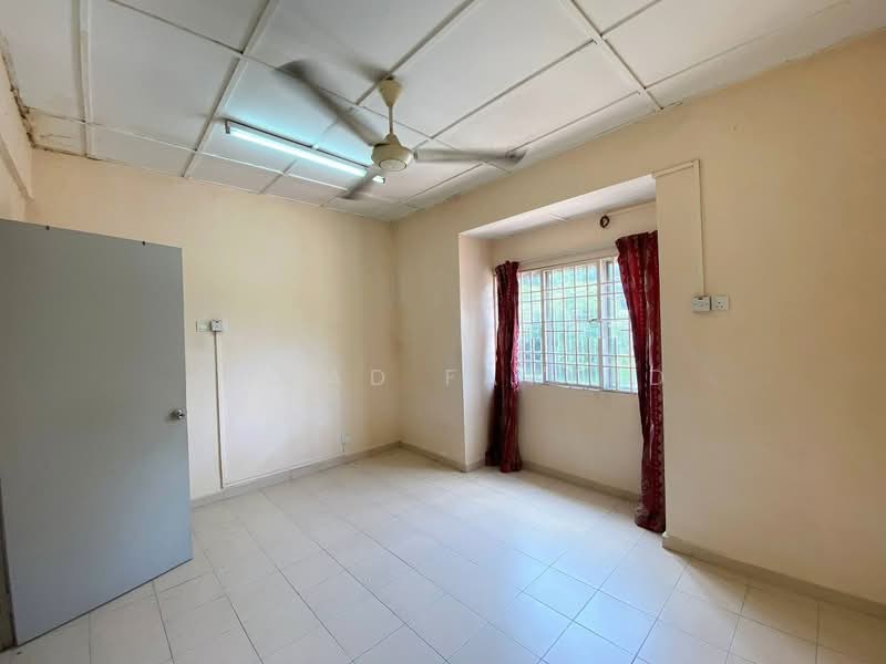 2-storey Terraced House for Sale in Seksyen 8 (Bangi) - Ahmad Fayyad - PropertyGuru.com.my